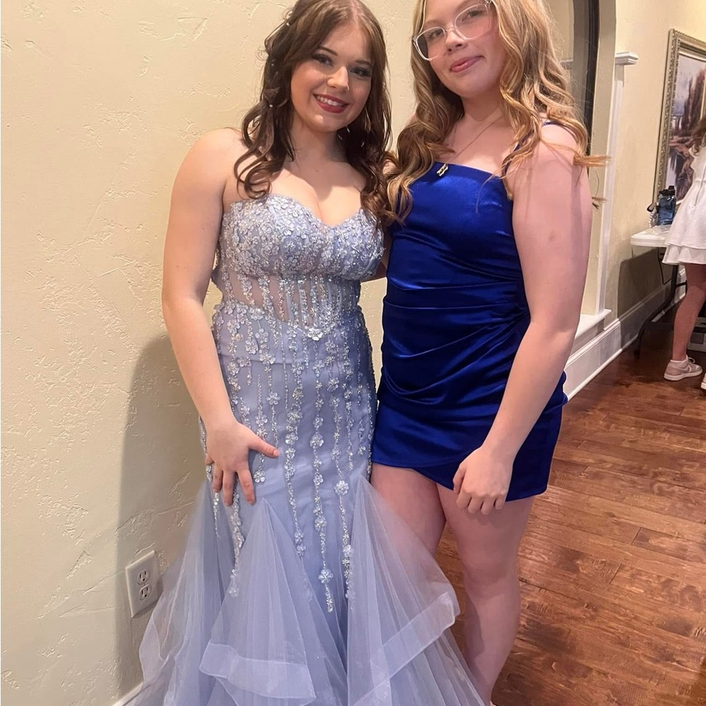 Chic Strapless Light Blue Gown